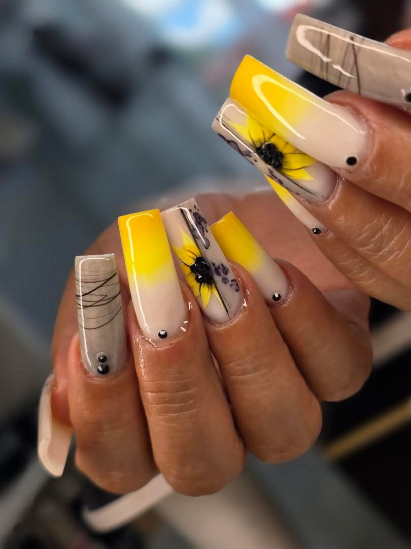Work by Brisa 5